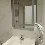 Rezidenca Pahumi 2 3* Durrës