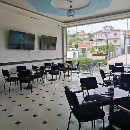 Rezidenca Pahumi 2 酒店 3*