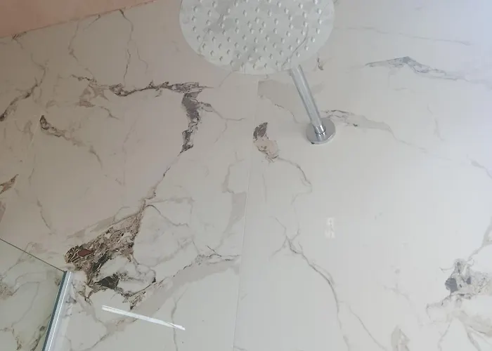 Rezidenca Pahumi 2 3* Durrës